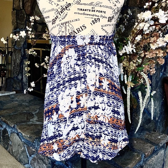 Nordstrom White, Blue, Orange Floral Design Front Zip w/ Pockets Skirt Size XL - Picture 6 of 8